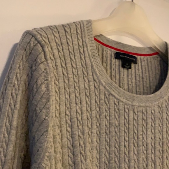 Tommy Hilfiger cable knit sweater - Picture 1 of 4